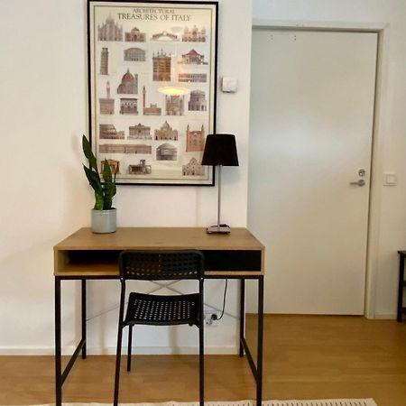 Tranquil Studio Near Nature, Free Parking& Wifi Хелзинки Екстериор снимка